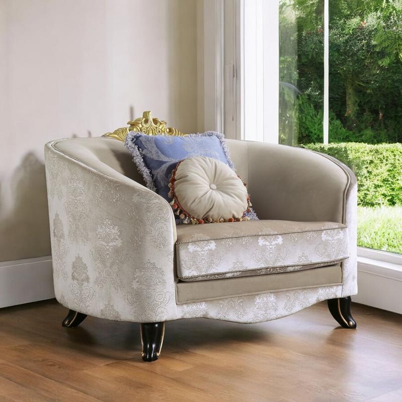 Sheridan Cream Fabric Chair W/2 Pillows